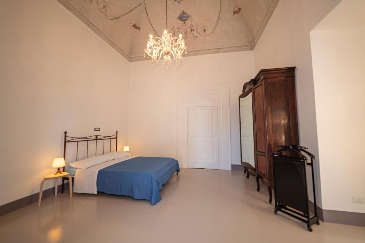 Controvento In Villa Eldorado Procida Extérieur photo